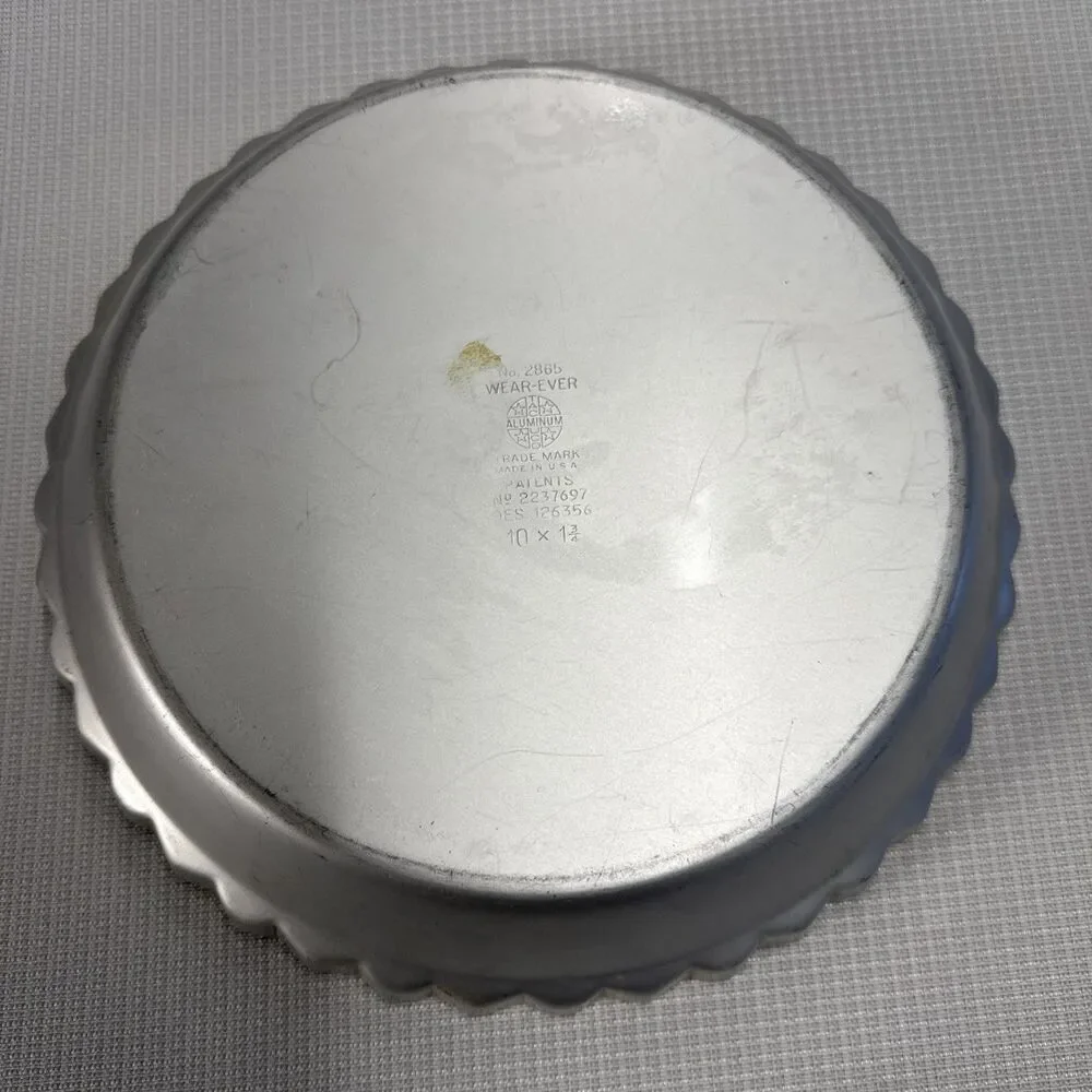 9-Piece Vintage Aluminum Bakeware Set - Mirro Ekcoloy Wear-Ever - MCM Kitchen